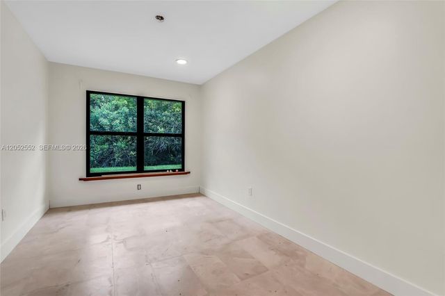 18180 SW 66th St, Southwest Ranches, FL 33331