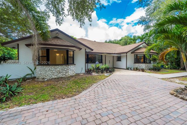 18180 SW 66th St, Southwest Ranches, FL 33331