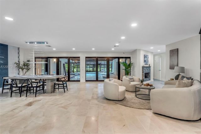 18180 SW 66th St, Southwest Ranches, FL 33331