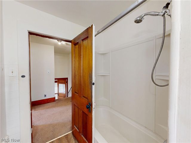 504 Sumner Street, Akron, OH 44304