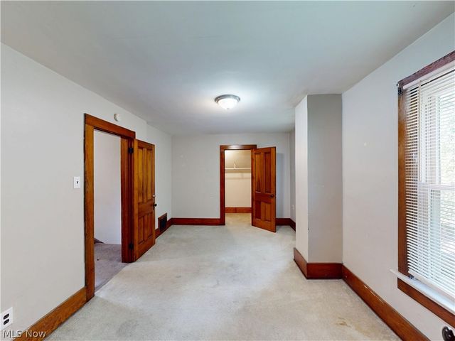 504 Sumner Street, Akron, OH 44304