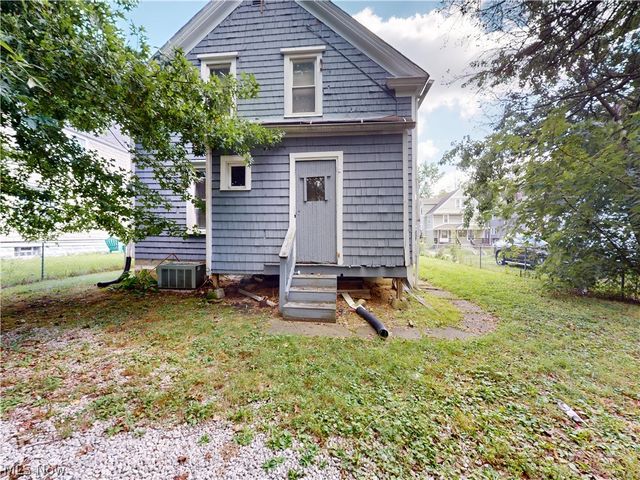 504 Sumner Street, Akron, OH 44304