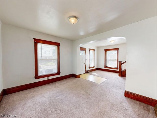 504 Sumner Street, Akron, OH 44304