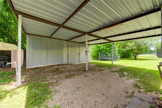 3330 Euell Road, Crosby, TX 77532