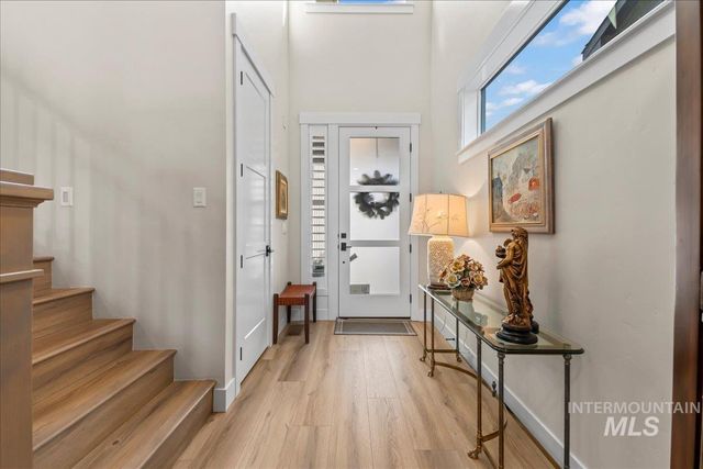 2543 S Via Privada Lane, Boise, ID 83716