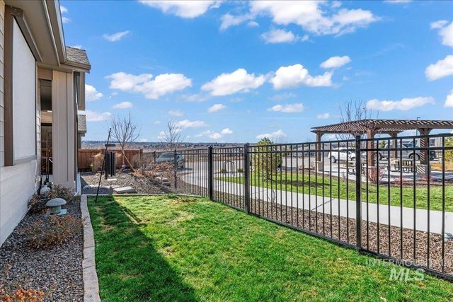 2543 S Via Privada Lane, Boise, ID 83716
