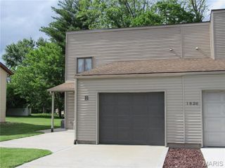 1826 Muny Vista Court B, Alton, IL 62002