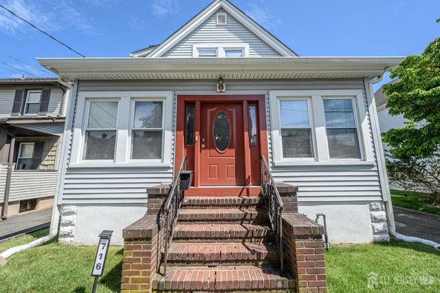 716 4th Street, Lyndhurst, NJ 07071
