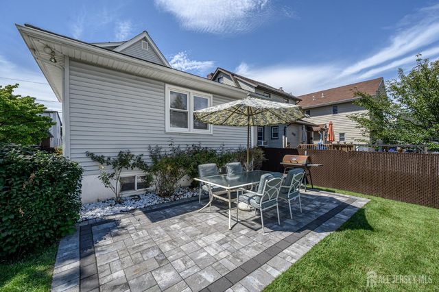 716 4th Street, Lyndhurst, NJ 07071