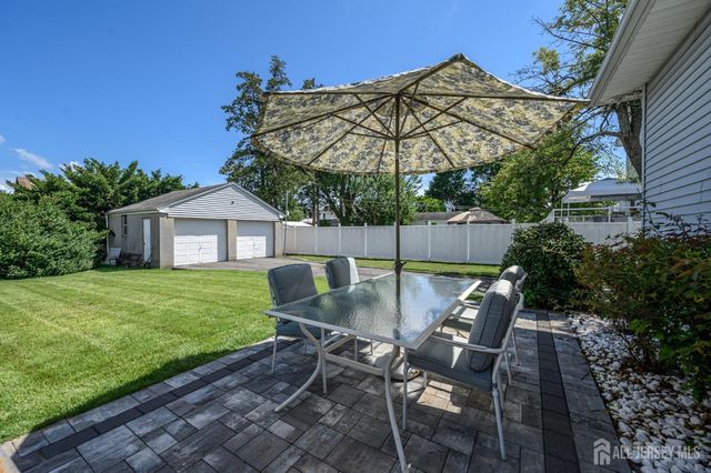 716 4th Street, Lyndhurst, NJ 07071