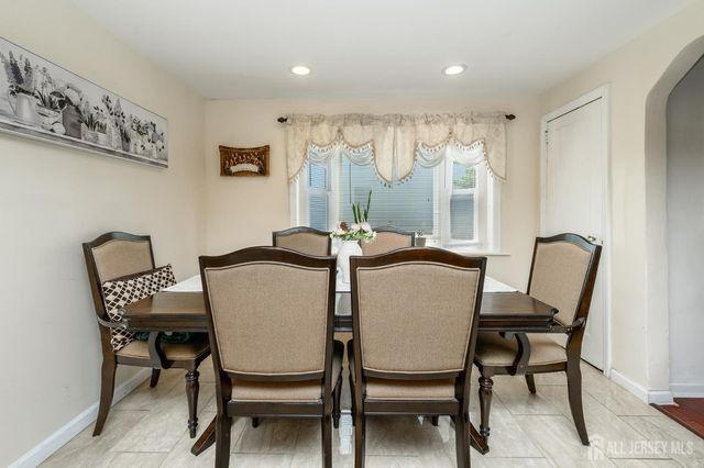 716 4th Street, Lyndhurst, NJ 07071