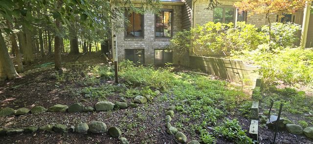 913 W Wellington Court, Muskegon, MI 49441