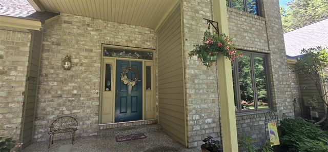 913 W Wellington Court, Muskegon, MI 49441