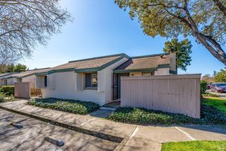 1708 Glenbrook Dr #F, Santa Rosa, CA 95401