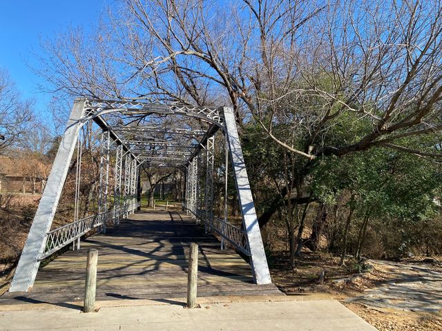 134 Main Place, Euless, TX 76040