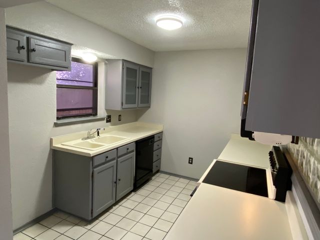 134 Main Place, Euless, TX 76040