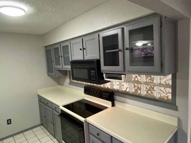 134 Main Place, Euless, TX 76040