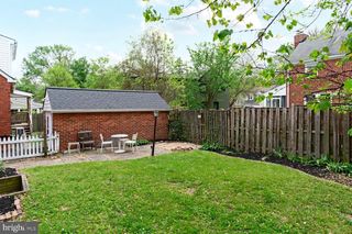 834 N ABINGDON STREET, Arlington, VA 22203