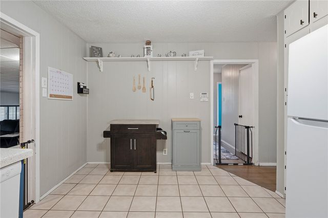 1268 Oak Park Dr, Aransas Pass, TX 78336