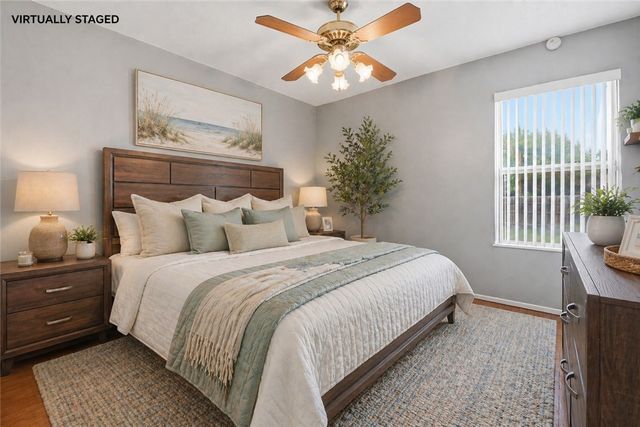 1268 Oak Park Dr, Aransas Pass, TX 78336