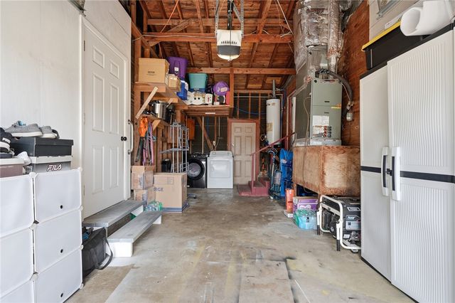 1268 Oak Park Dr, Aransas Pass, TX 78336