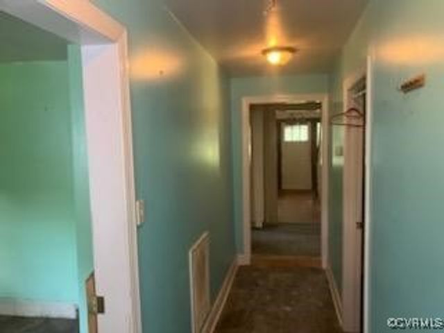 13404 Queen St, Disputanta, VA 23842