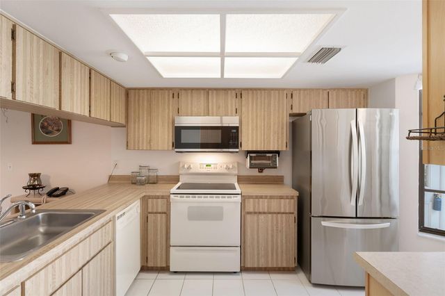 6606 BRAMBLELEAF DRIVE, Spring Hill, FL 34606