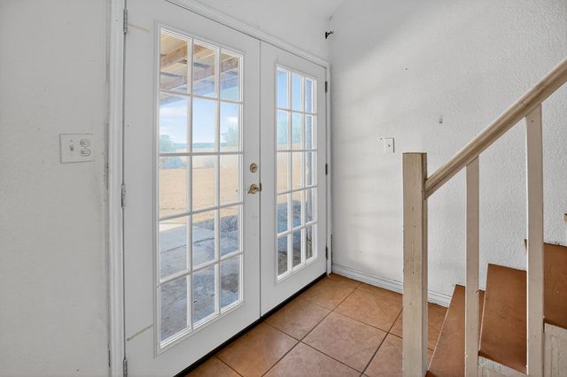 103 N High Dr, Kerrville, TX 78028