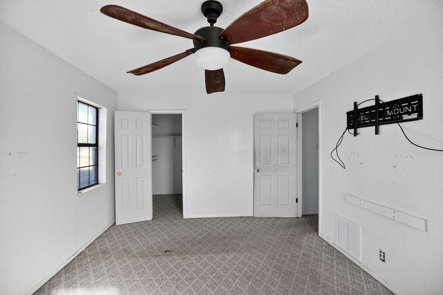 103 N High Dr, Kerrville, TX 78028