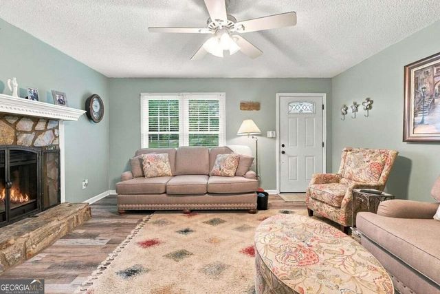4836 Sumter Way, Douglasville, GA 30135