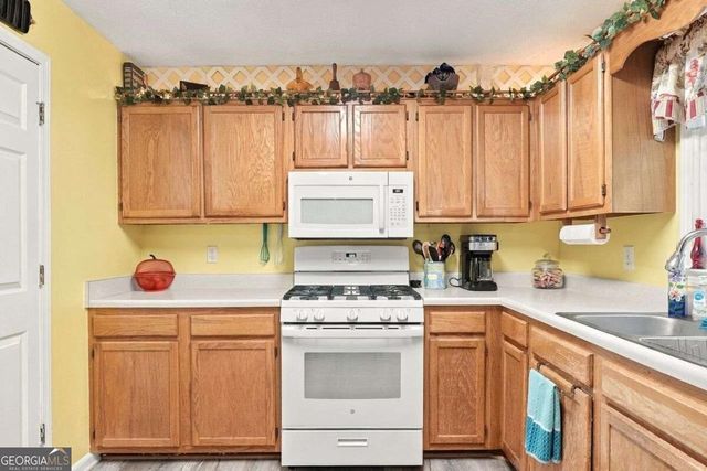 4836 Sumter Way, Douglasville, GA 30135