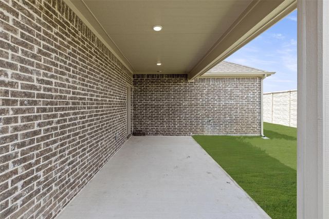 577 Silver Springs Lane, Lavon, TX 75166