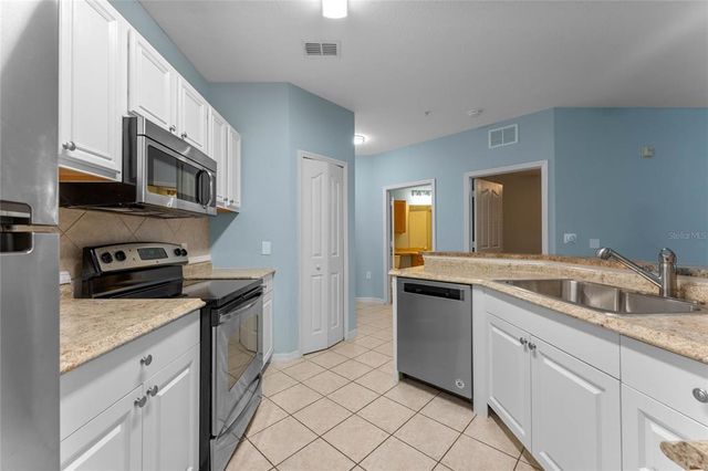 6159 METROWEST BOULEVARD 105, Orlando, FL 32835