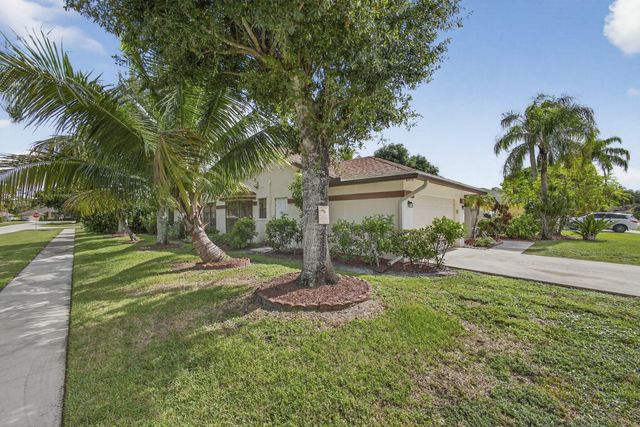 798 Blueberry Drive, Wellington, FL 33414