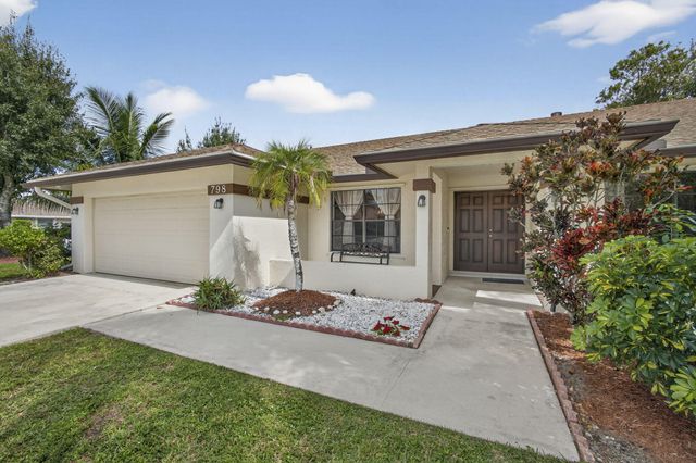 798 Blueberry Drive, Wellington, FL 33414