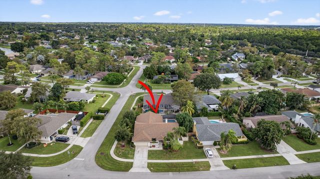 798 Blueberry Drive, Wellington, FL 33414