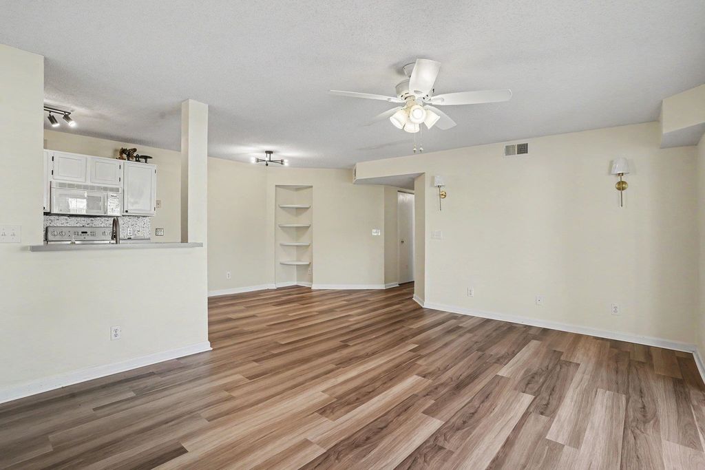 8642 S Bridge Dr Apt F, Myrtle Beach, SC 29575 — photo 5