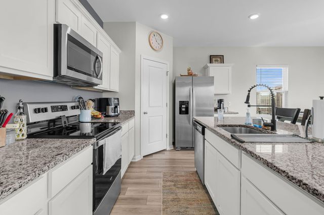 420 Pender Woods Drive, Summerville, SC 29486