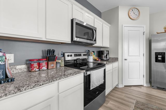 420 Pender Woods Drive, Summerville, SC 29486