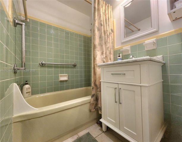 1504 S Surf Rd 57, Hollywood, FL 33019