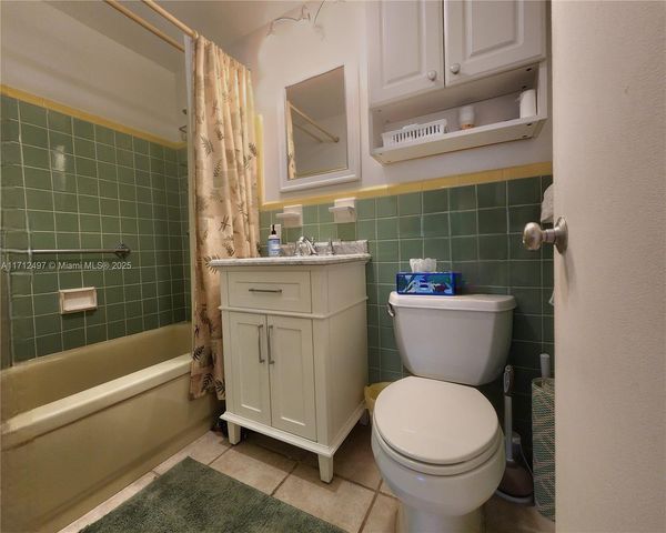 1504 S Surf Rd 57, Hollywood, FL 33019