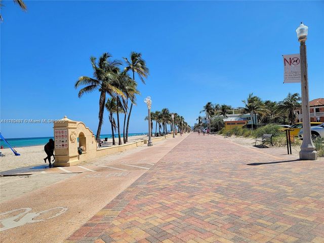 1504 S Surf Rd 57, Hollywood, FL 33019