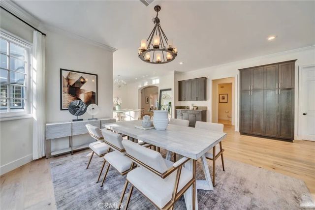 5451 Newcastle Lane, Calabasas, CA 91302