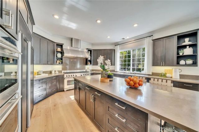 5451 Newcastle Lane, Calabasas, CA 91302