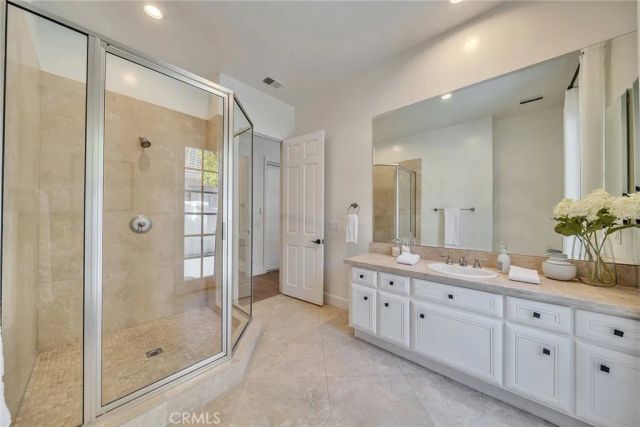 5451 Newcastle Lane, Calabasas, CA 91302