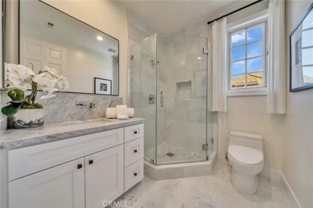 5451 Newcastle Lane, Calabasas, CA 91302