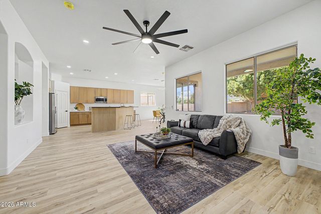 16812 W OCOTILLO Street, Surprise, AZ 85388