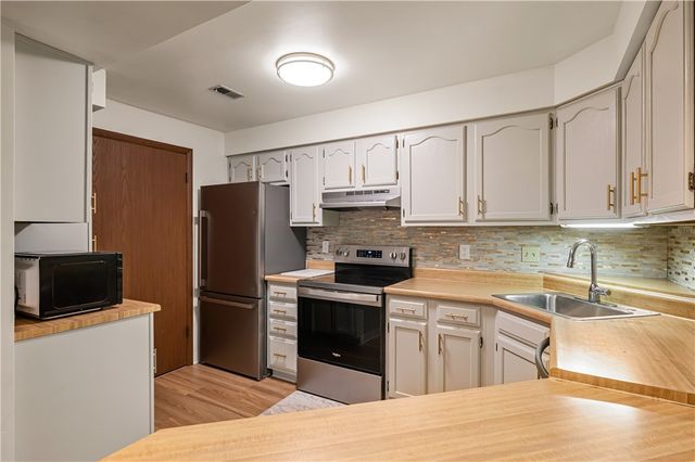 7539 Penn Bridge Court, Wilkinsburg, PA 15221