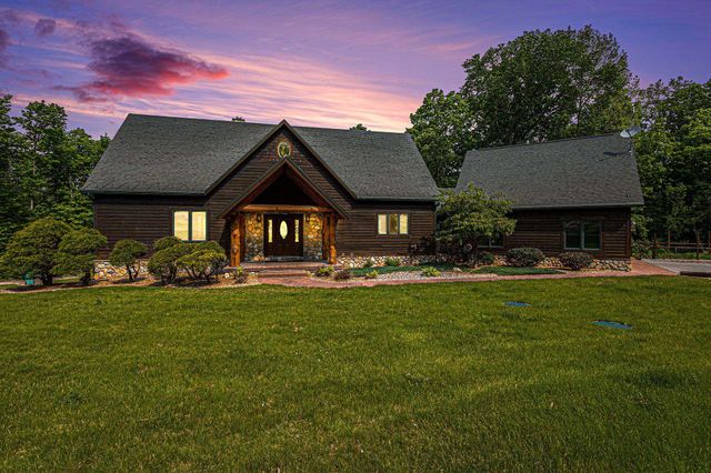 5575 M 72, Williamsburg, MI 49690