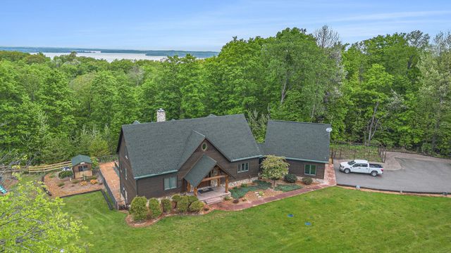 5575 M 72, Williamsburg, MI 49690